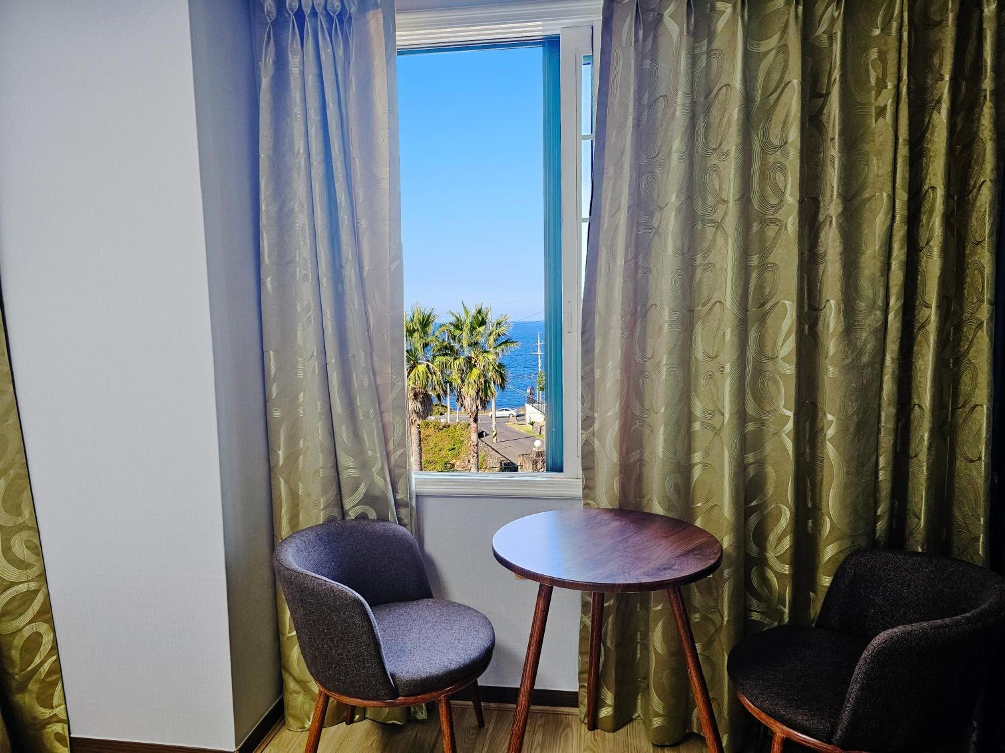 Sea Cliff Hotel Чечжу Екстер'єр фото